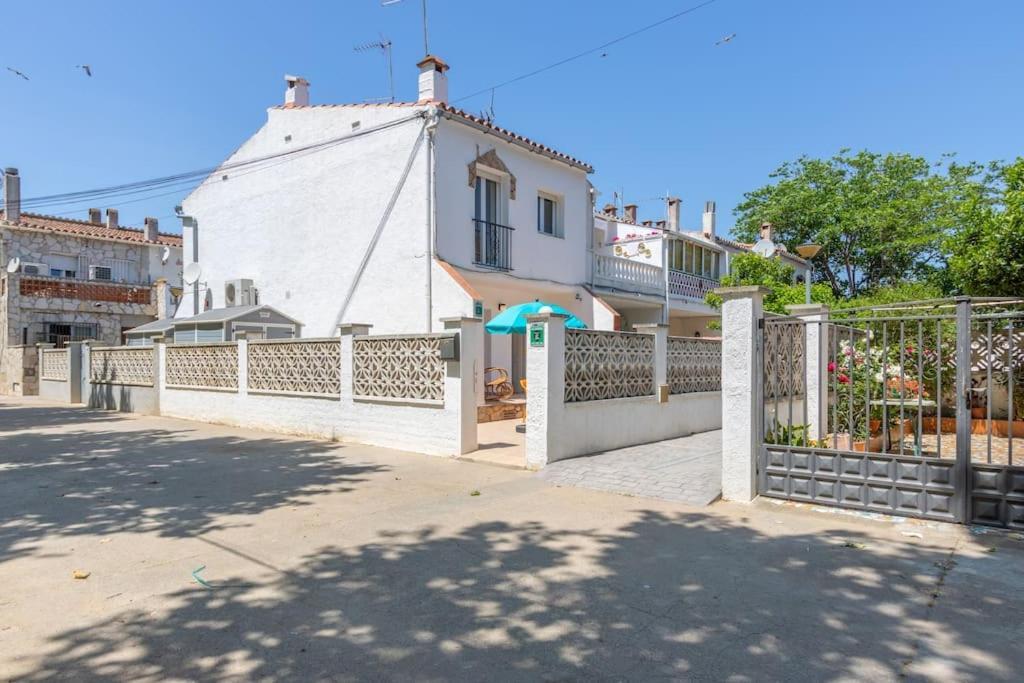 Casa Con Barbacoa, A 5 Minutos Del Centro Y El Mar En Coche, Trabuc Villa Empuriabrava Dış mekan fotoğraf